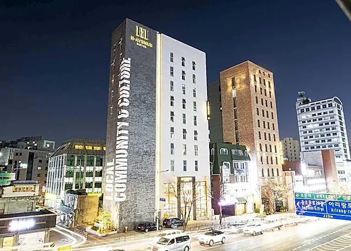 호텔 H Avenue Dongdaemun Sungshin 3*