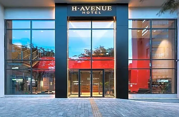 호텔 H Avenue Dongdaemun Sungshin 3*